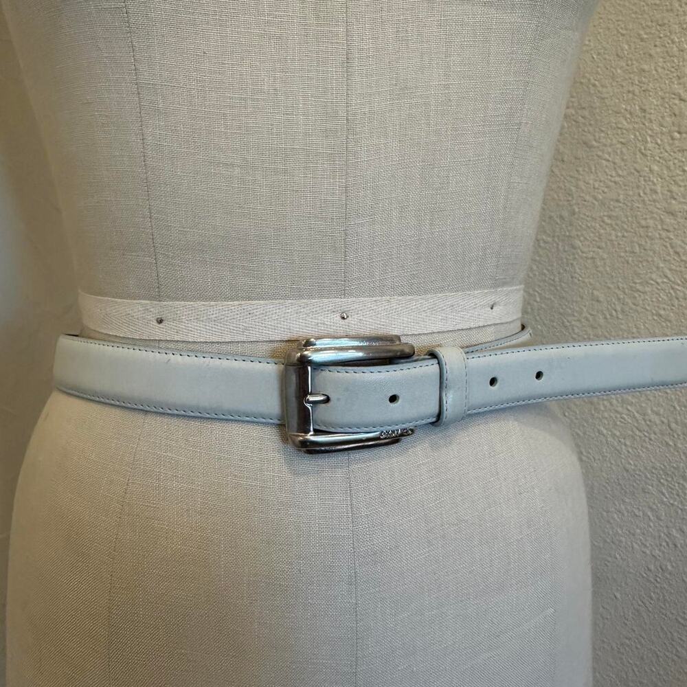 DKNY women’s small baby blue leather belt